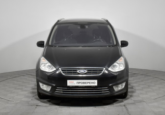Подержанный автомобиль Ford Galaxy 2013 года (2 фото)