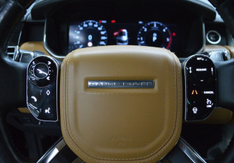 Подержанный автомобиль Land Rover Range Rover 2018 года (12 фото)