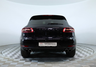 Подержанный автомобиль Porsche Macan 2014 года (6 фото)