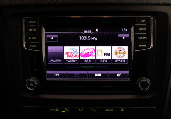 Подержанный автомобиль Skoda Yeti 2017 года (15 фото)