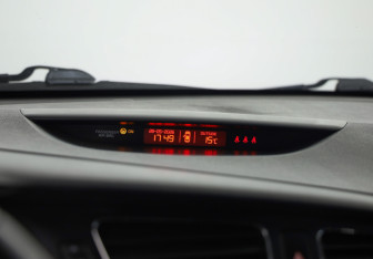Подержанный автомобиль Kia Ceed Hatchback 2012 года (14 фото)