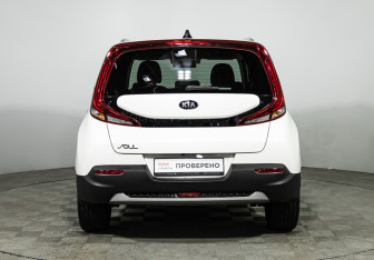 Подержанный автомобиль Kia Soul 2021 года (6 фото)
