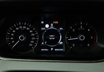 Подержанный автомобиль Land Rover Range Rover Evoque 2019 года (12 фото)