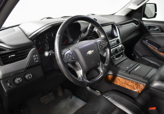 Подержанный автомобиль Chevrolet Tahoe 2016 года (9 фото)