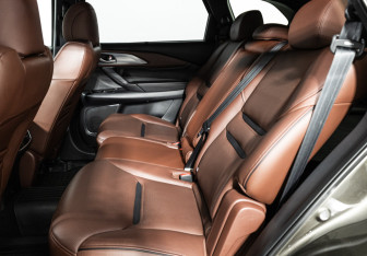 Подержанный автомобиль Mazda CX-9 2019 года (10 фото)