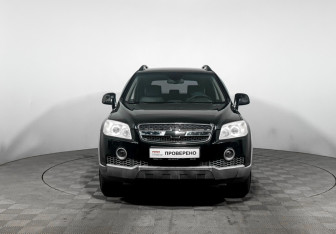 Подержанный автомобиль Chevrolet Captiva 2007 года (2 фото)