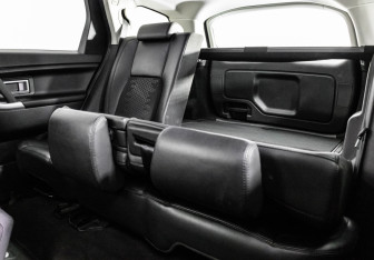 Подержанный автомобиль Land Rover Discovery Sport 2017 года (21 фото)