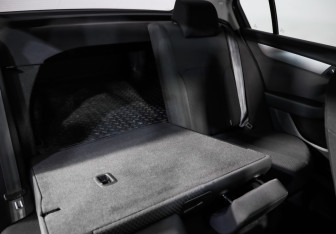 Подержанный автомобиль Volkswagen Passat Sedan 2012 года (19 фото)