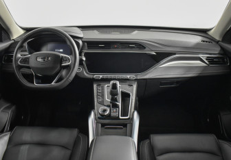 Подержанный автомобиль Geely Atlas Pro 2021 года (14 фото)