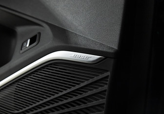 Подержанный автомобиль Geely Monjaro 2024 года (25 фото)