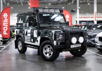 Подержанный автомобиль Land Rover Defender Suv 2007 года (5 фото)