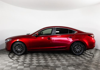Подержанный автомобиль Mazda 6 Sedan 2019 года (10 фото)
