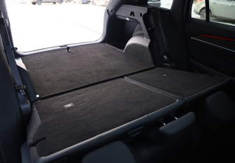 Подержанный автомобиль Geely Monjaro 2025 года (36 фото)