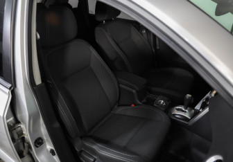 Подержанный автомобиль Renault Koleos 2013 года (27 фото)