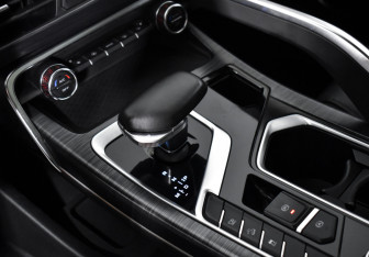 Подержанный автомобиль Geely Tugella 2021 года (12 фото)