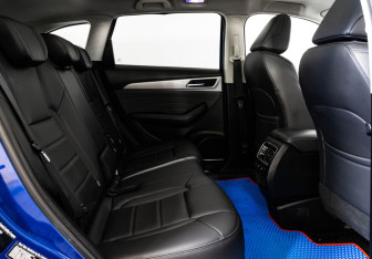 Подержанный автомобиль Haval F7 2022 года (19 фото)