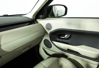 Подержанный автомобиль Land Rover Range Rover Evoque 2013 года (18 фото)