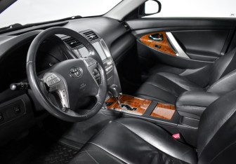 Подержанный автомобиль Toyota Camry Sedan 2009 года (10 фото)