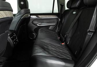 Подержанный автомобиль Tank 500 2024 года (10 фото)