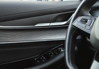 Подержанный автомобиль Exeed LX 2024 года (22 фото)