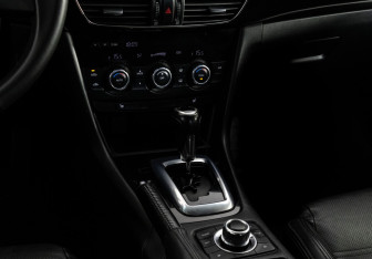 Подержанный автомобиль Mazda 6 Sedan 2014 года (13 фото)