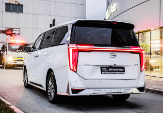 Новый GAC M8 2024 (9 фото)