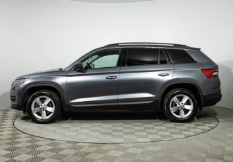 Подержанный автомобиль Skoda Kodiaq 2021 года (8 фото)