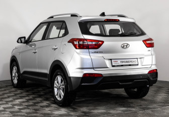 Подержанный автомобиль Hyundai Creta 2019 года (7 фото)