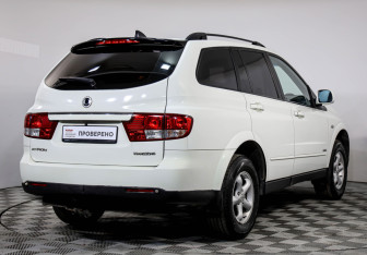 Подержанный автомобиль SsangYong Kyron 2014 года (5 фото)