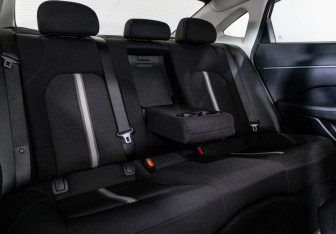 Подержанный автомобиль Hyundai Sonata 2020 года (25 фото)