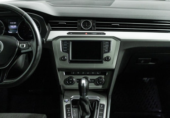 Подержанный автомобиль Volkswagen Passat Sedan 2017 года (14 фото)