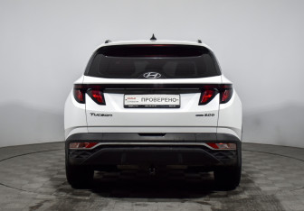 Подержанный автомобиль Hyundai Tucson 2022 года (6 фото)