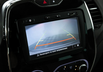 Подержанный автомобиль Renault Kaptur 2017 года (16 фото)