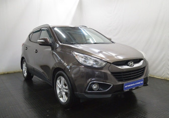Подержанный автомобиль Hyundai ix35 2013 года (3 фото)