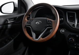 Подержанный автомобиль Hyundai Tucson 2018 года (15 фото)