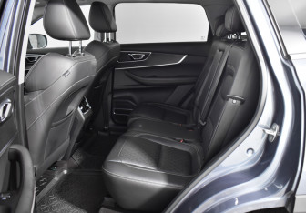 Подержанный автомобиль Chery Tiggo 8 2021 года (12 фото)