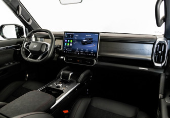 Подержанный автомобиль Jetour T2 2025 года (12 фото)