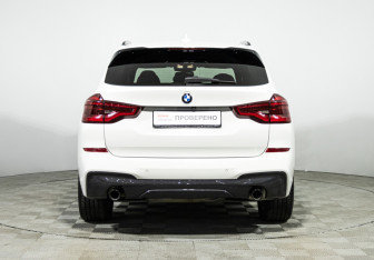 Подержанный автомобиль BMW X3 2019 года (6 фото)
