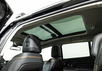 Подержанный автомобиль Citroen C5 Aircross 2020 года (22 фото)