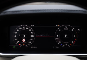 Подержанный автомобиль Land Rover Range Rover 2020 года (14 фото)