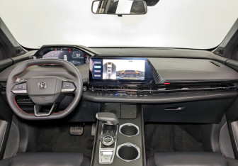 Новый Changan UNI-S 2025 (10 фото)