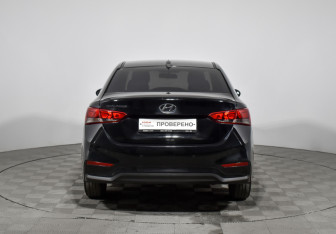 Подержанный автомобиль Hyundai Solaris Sedan 2018 года (6 фото)