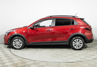Подержанный автомобиль Kia Rio Hatchback 2021 года (8 фото)
