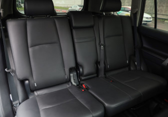 Подержанный автомобиль Toyota Land Cruiser Prado 2020 года (29 фото)