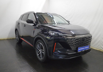 Подержанный автомобиль Changan CS55PLUS 2023 года (3 фото)