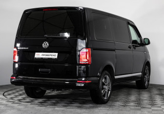 Подержанный автомобиль Volkswagen Caravelle 2018 года (5 фото)