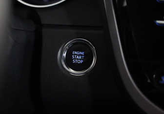 Подержанный автомобиль Toyota Camry Sedan 2019 года (15 фото)