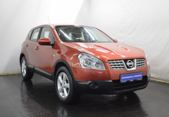 Подержанный автомобиль Nissan Qashqai 2008 года (3 фото)