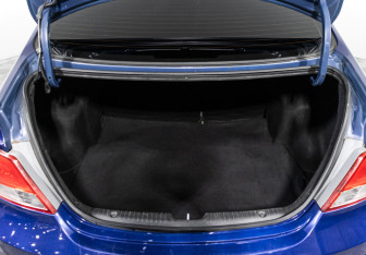 Подержанный автомобиль Hyundai Solaris Sedan 2015 года (15 фото)