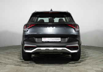 Подержанный автомобиль Kia Sportage 2023 года (6 фото)
